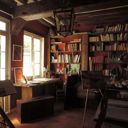 Le Prieure Saint-leonard Les Andelys